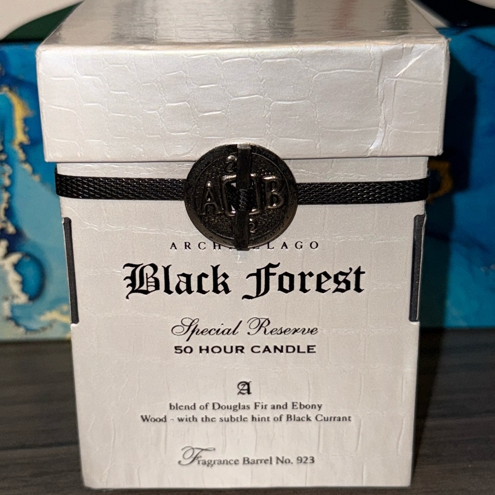 Archipelago Botanicals Black Forest Special Reserve 50 Hour Candle BNIB Not Used